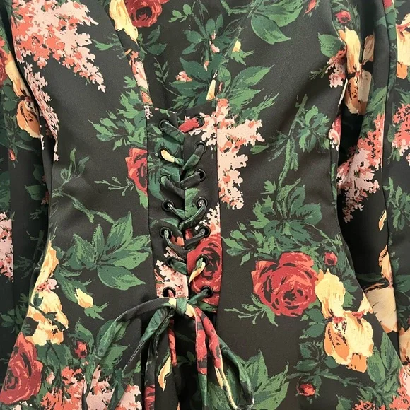 Pinup Couture Mariette Peplum Jacket In Dark Bella Roses Gabardine - Med - NWT - Picture 10 of 14